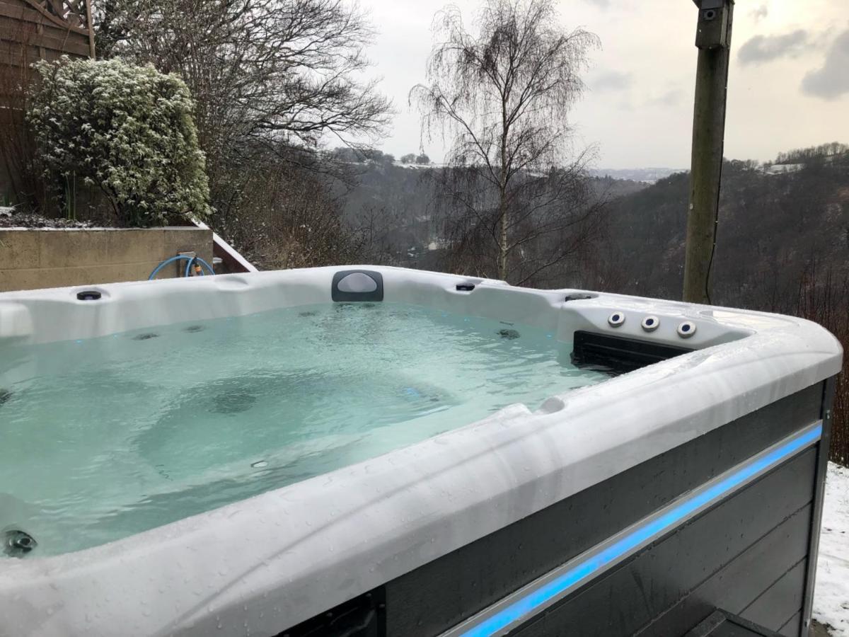 The Crest Hillside Retreat With Hot Tub Villa Abertillery Luaran gambar