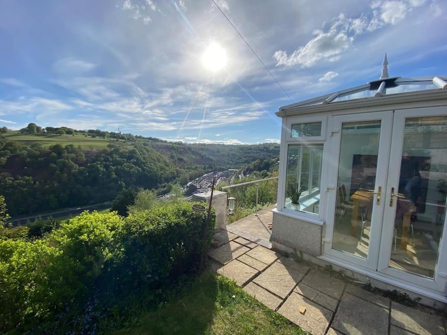 The Crest Hillside Retreat With Hot Tub Villa Abertillery Luaran gambar